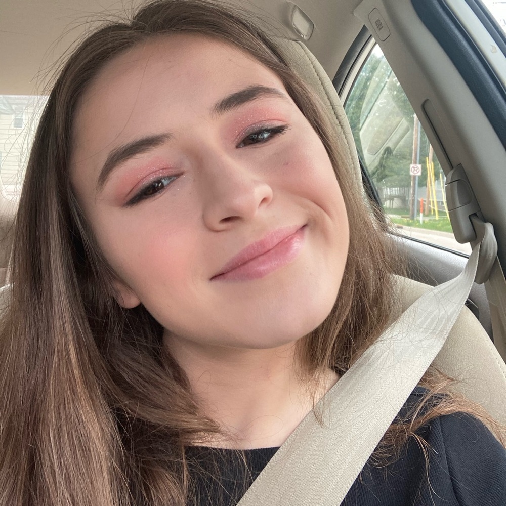 Meet your Posher, Jasmine